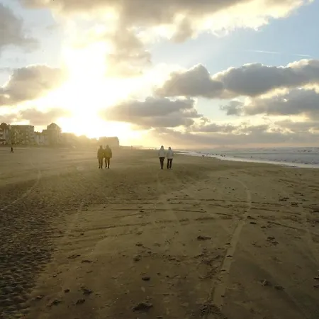 Apartment 6 Pers. Duplex Vue Avec Charme De L'ancien Bray-Dunes
