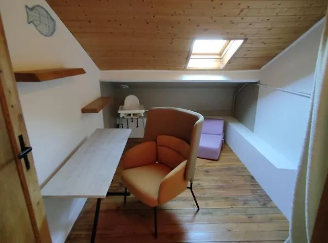 6 Pers. Duplex Vue Avec Charme De L'ancien